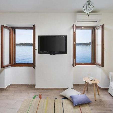 Apartment Castello Ровінь Екстер'єр фото